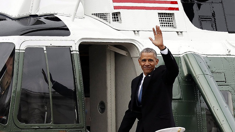 Itt a bejelentés: Obama visszatér a politikába