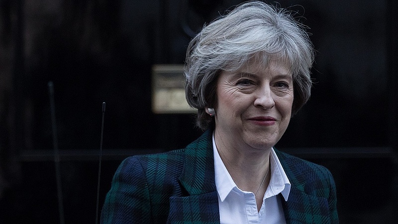 Theresa May derűlátó - a britek zökkenőmentesen és rendezetten távozhatnak