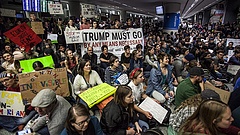 Így vette az akadályt Trump beutazási tilalmát előíró rendelete