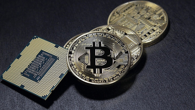 Nagyot esett a bitcoin 