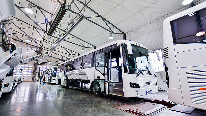 A Kravtex újabb buszokat szállíthat a Volánnak