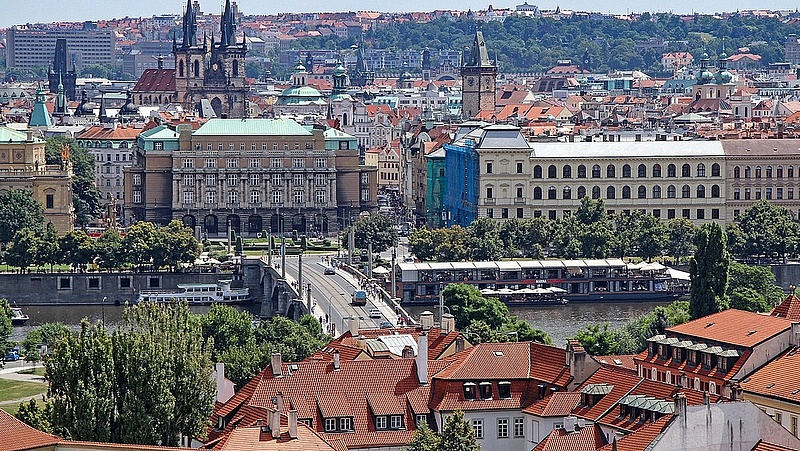 Intő prágai példa Budapestnek