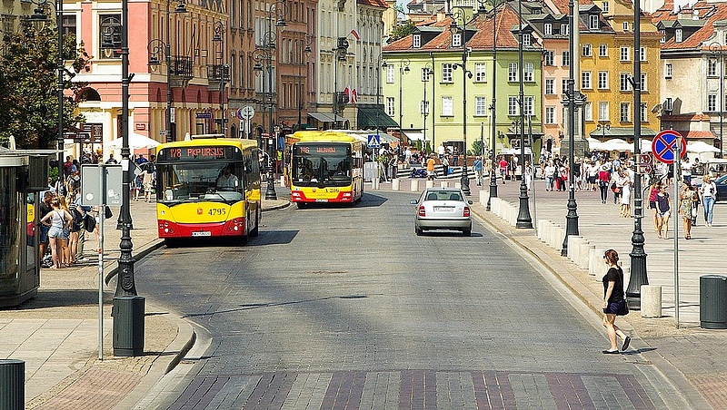 Lengyelországban nőtt az autóeladás februárban