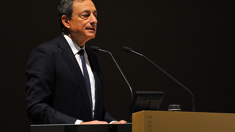 Beszélt Draghi, gyengült az euró
