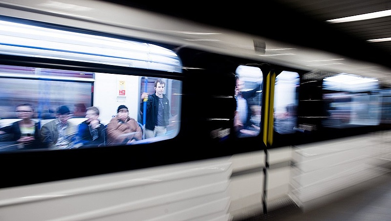 Tarlós ingyen utazik a 3-as metrón