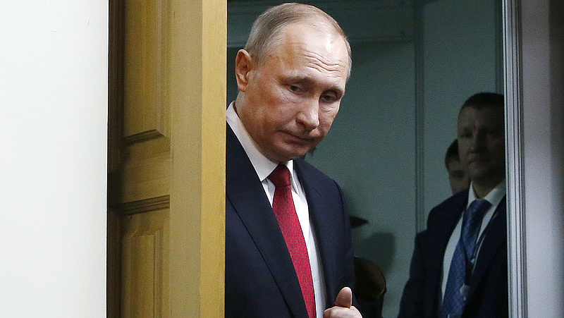 Putyin cselesen mintaszerű válságkezelést mutat be