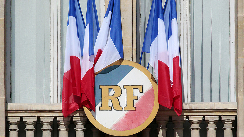 Óriási lelkesedéssel szavaznak a franciák
