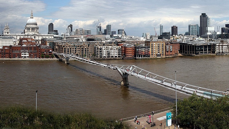 Terror - megerősítették több londoni híd védelmét 