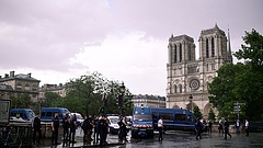 Lövöldözés volt Párizsban 