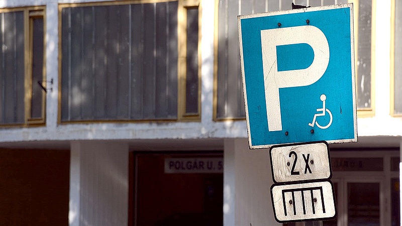 Itt a döntés: még több helyen lesz fizetős a parkolás Budapesten
