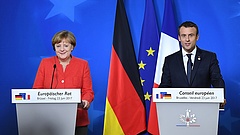 Merkel startra kész: indul az EU-s offenzíva