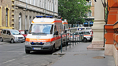 Megijedt a kormány a sztrájkoló orvosoktól Varsóban