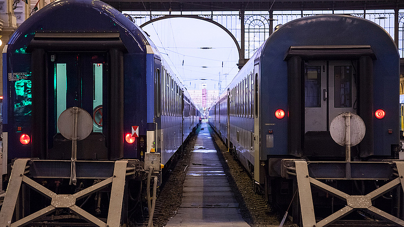 Újra járnak a vonatok a Nyugati és Kőbánya-Kispest között