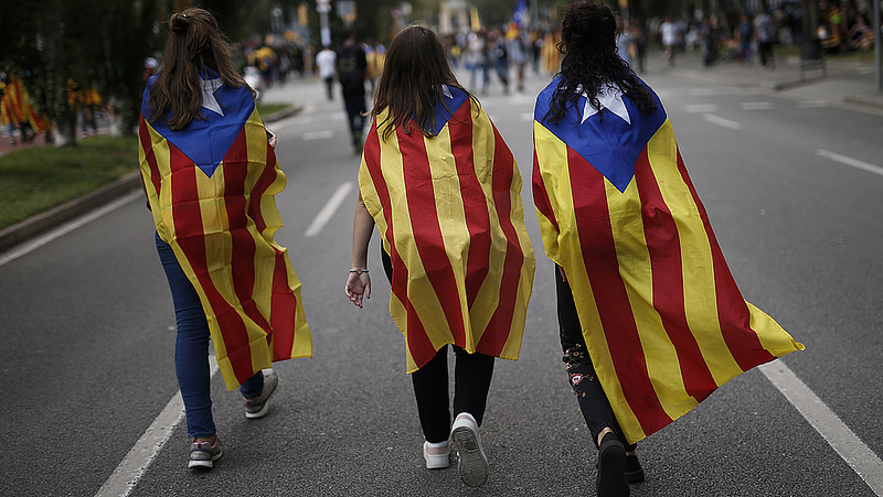 Szokatlanul hosszú sorok a katalán választásokon 
