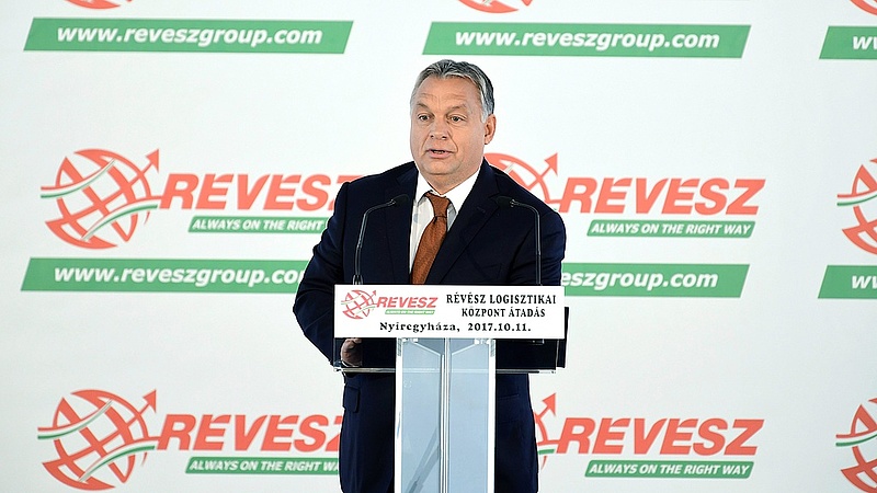 Orbán: Magyarország lassan a saját lábára áll