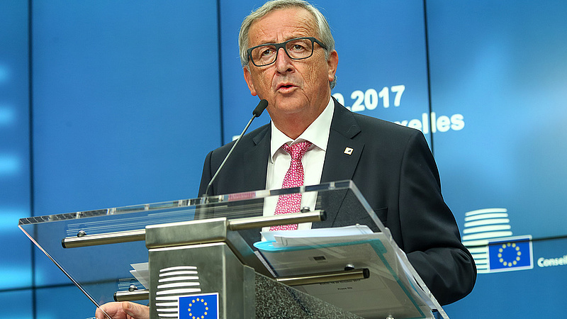 A V4-ek Junckerrel és az olasz kormányfővel egyeztetnek