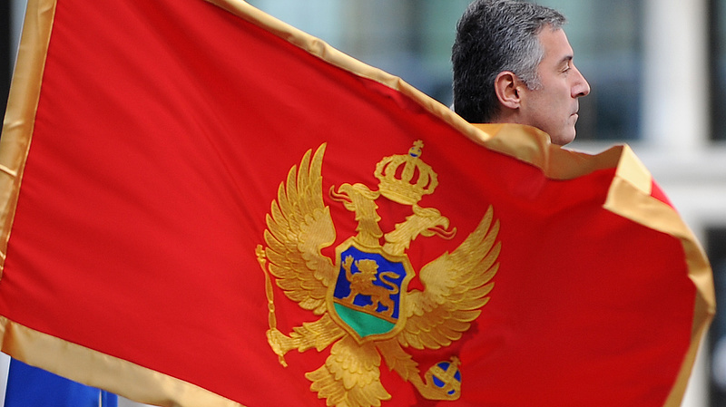 Tiltakozások ellenére elfogadták a vitatott egyházügyi törvényt Montenegróban