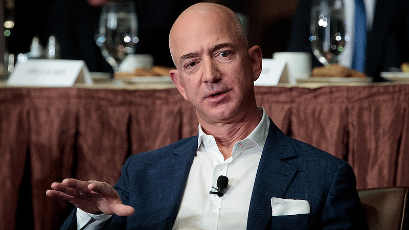 Háromezer milliárdot adományoz klímavédelemre Jeff Bezos