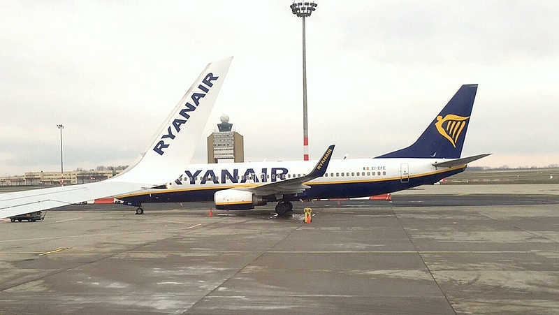 Közel kétszáz járatát törölte a Ryanair
