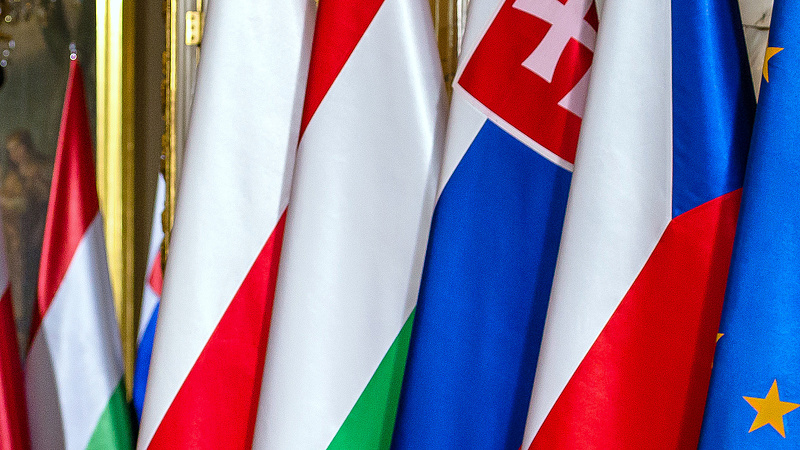 Koronavírus: csúcstalálkozó jöhet, Orbán válaszára várnak