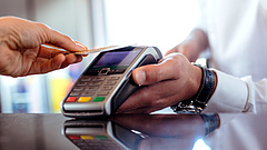 Külföldi bankkártyás vásárlás miatt figyelmeztet az MNB