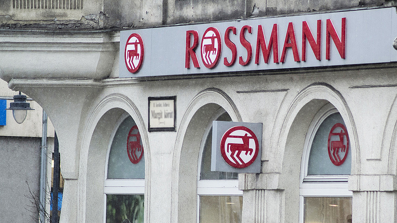 Új megoldással gyorsít a Rossmann