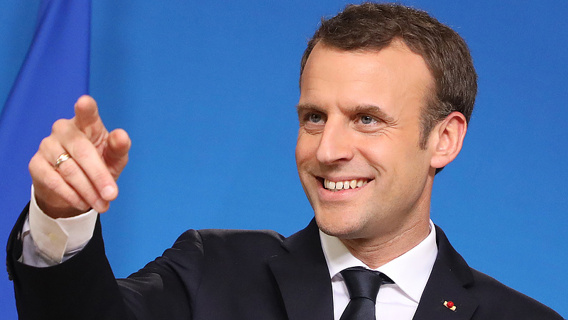 Színt vallott Macron, ezért kampányol