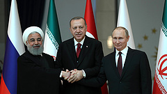 Török-orosz-iráni csúcs: másfél órán át zárt ajtók mögött egyeztettek