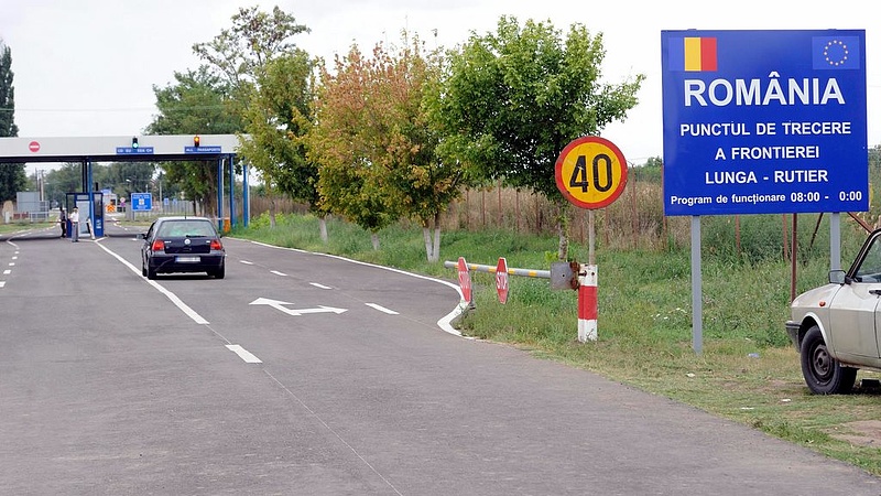 Megy az egymásra mutogatás a magyar-román határon