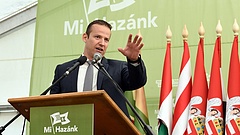Pártot alapított a Jobbikból kizárt politikus