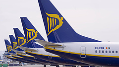 Több budapesti járatát is törölte a Ryanair