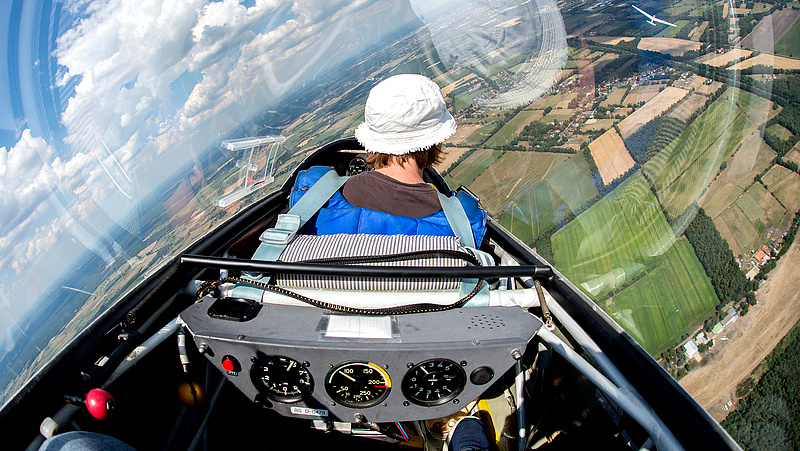 Meg van, ki végezhet gyakorlati pilótaképzést az Óbudai Egyetemnek - Nyíregyházán drágult a pilótaképzés óradíja