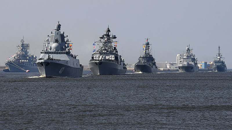 Kigyulladt egy orosz hadihajó - halálos áldozat is van