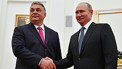 Putyin két vállra fektetheti Orbán Viktort - szó szerint