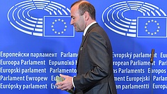 "A magyarországi helyzet már éles bírálatokat vált ki az EPP-n belül" - Weber