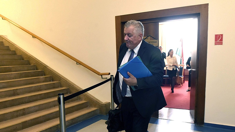A Medgyessy-kormány hivatalnokát nevezte ki Orbán Viktor az IH élére