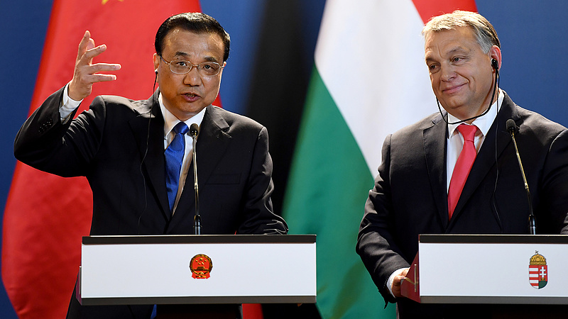 Orbán hatalmas kínai befektetéseket lengetett be Sanghajban