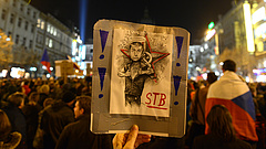 Ezrek követelték Babis lemondását több cseh nagyvárosban