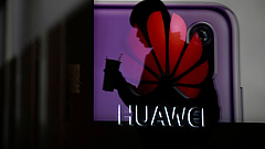 Huawei-vezér: Támogatom a Kommunista Pártot