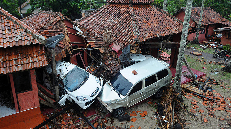 Tovább emelkedett az indonéziai cunami áldozatainak száma