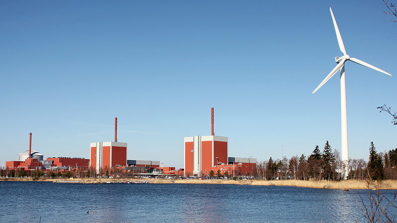 Nem indítják el hamarabb a termelést az új atomerőműben a finnek csak azért, mert nagyon kellene az áram