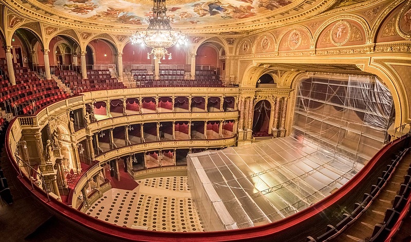 Népszava: javítások szükségesek a felújított Operaházban