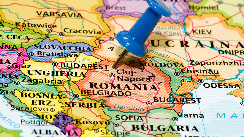 Csökkentette a bankadót a román kormány
