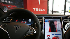 Már rendelhető a Tesla új modellje