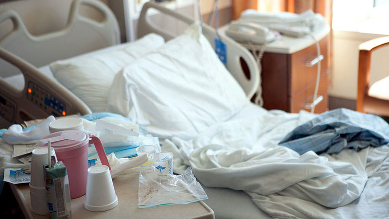 Tömeges szalmonellafertőzés - megteltek a debreceni kórházak