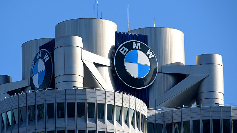 BMW Debrecen: újabb közbeszerzés is van, plusz az ígéret, hogy jövőre építeni kezdik a gyárat