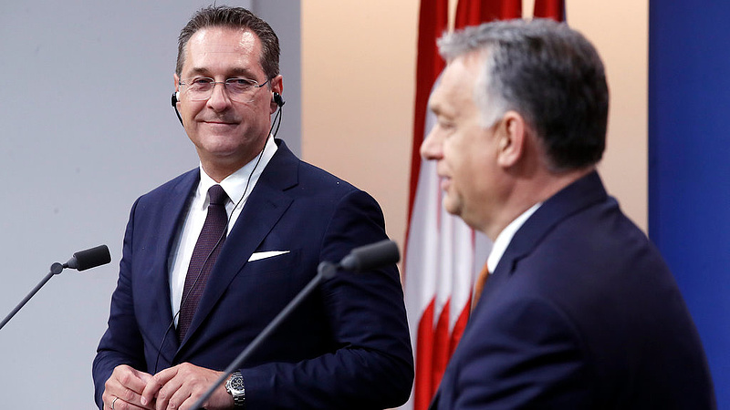 Orbán Viktort is megkérdezték Strache lemondásáról