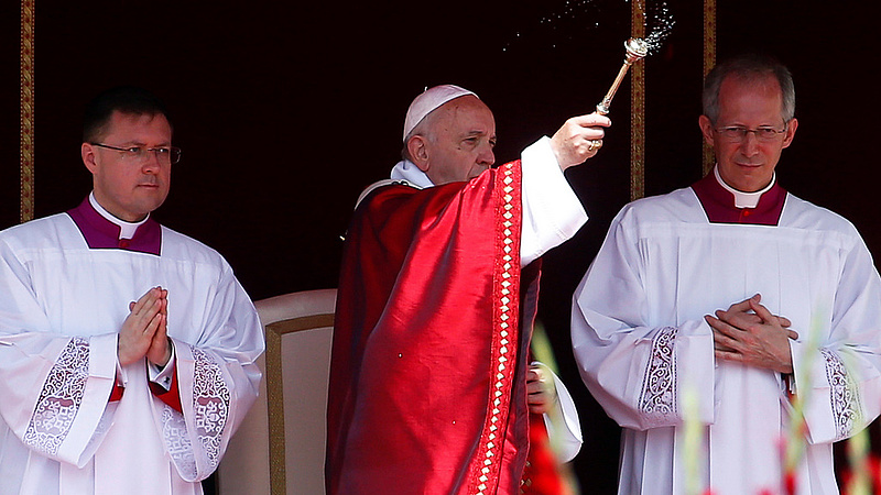 Ferenc pápa: korunkat harmónia helyett mély megosztottság uralja