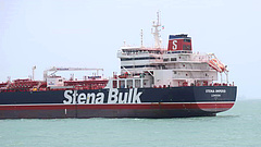 Egyre feszültebb a hangulat az Irán által lefoglalt tanker miatt