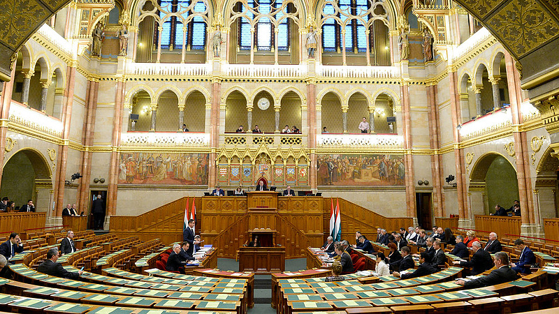 Friss kutatás: lehagyta a Fideszt az ellenzék